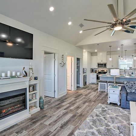 Bolivar Peninsula Beach House, Steps To Coast 외부 사진