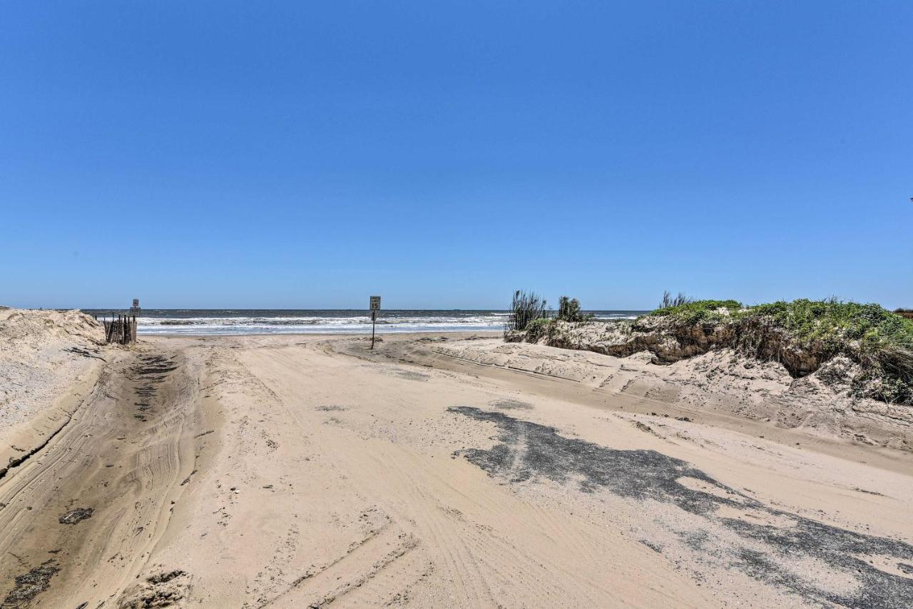 Bolivar Peninsula Beach House, Steps To Coast 외부 사진