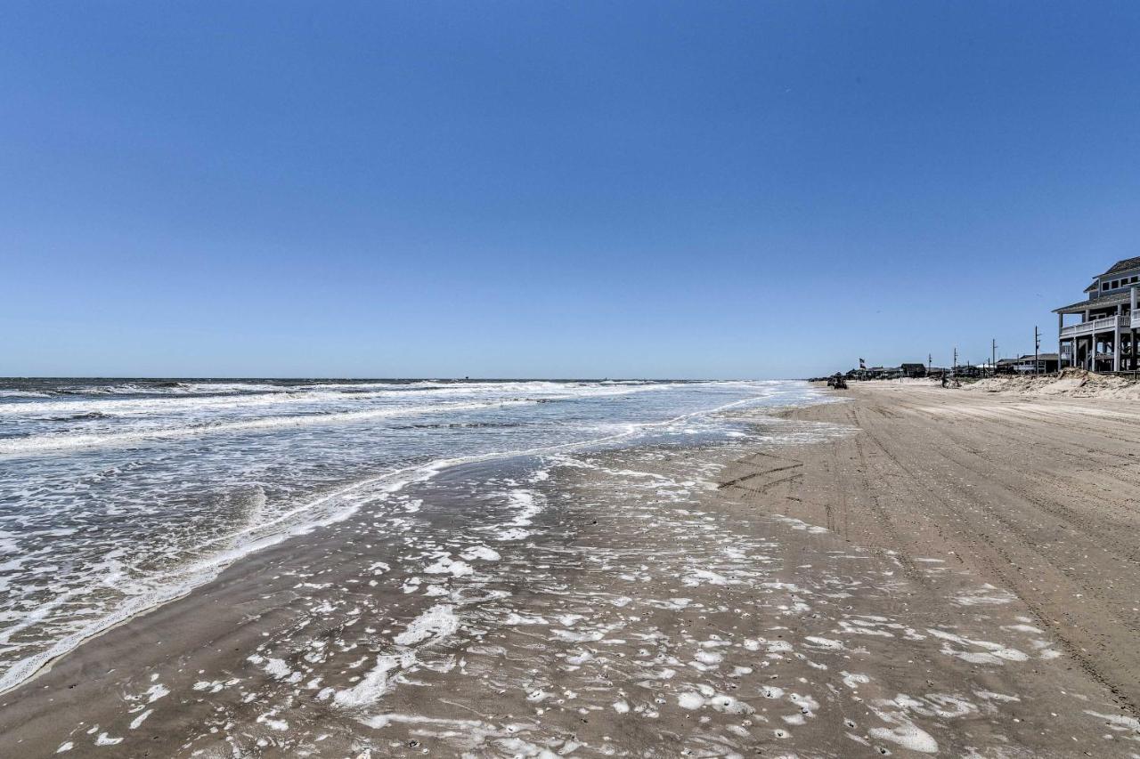 Bolivar Peninsula Beach House, Steps To Coast 외부 사진
